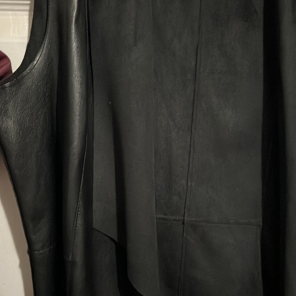 Dynamite Vest - Picture 5 of 5